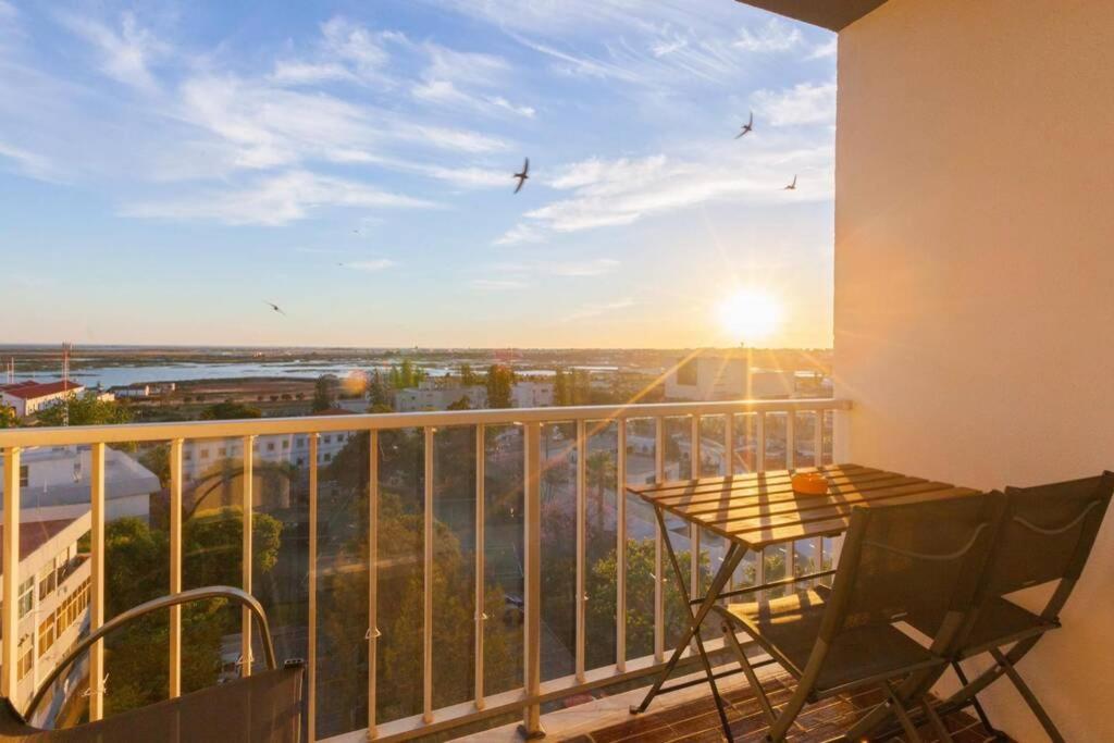 Sunset Entre A Ria E O Teatro Apartment FAO Exterior foto