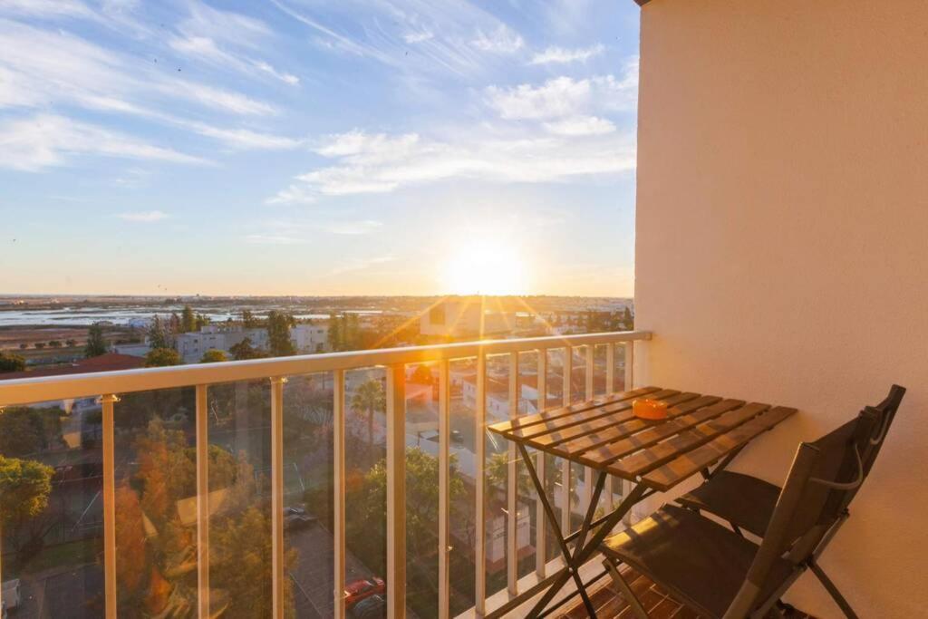 Sunset Entre A Ria E O Teatro Apartment FAO Exterior foto